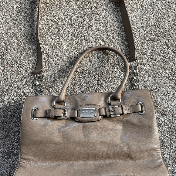 MICHAEL KORS HAMILTON LARGE DARK KHAKI TAN SILVER LEATHER TOTE BAG PURSE - Picture 2 of 5